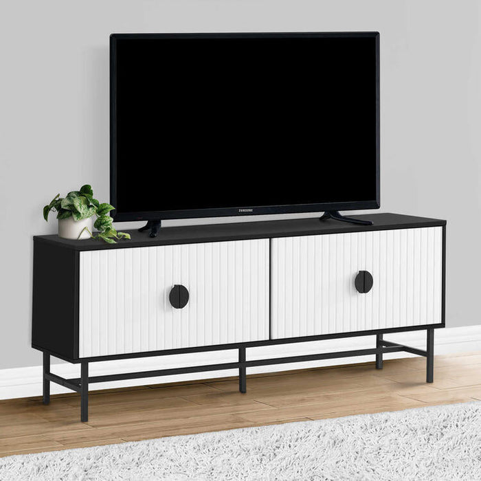 Monarch Specialties I 2732 | Meuble pour téléviseur 60'' - Base de métal noir - 2 portes blanches-SONXPLUS.com